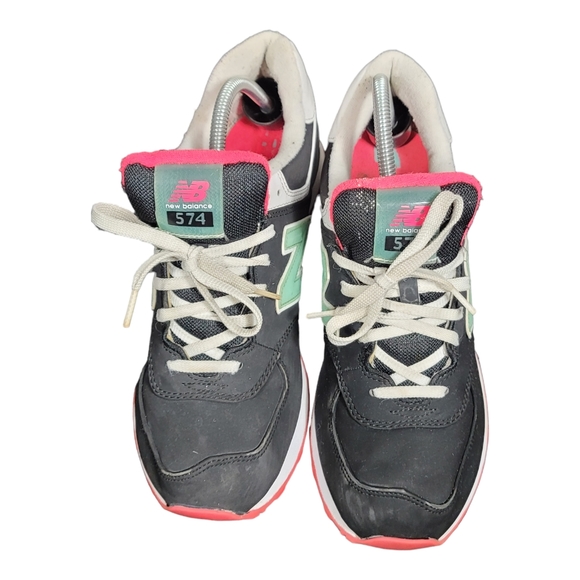New Balance 574 Womens Size 11 Shoes SB7 - Picture 7 of 9
